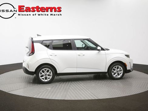 Used 2024 Kia Soul LX w/ Option Group 015 FWD image 42