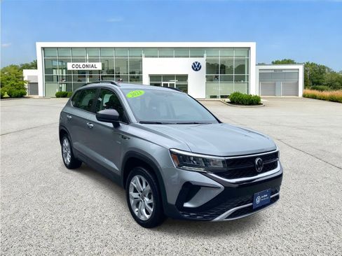 Certified 2023 Volkswagen Taos S AWD/4WD image 7