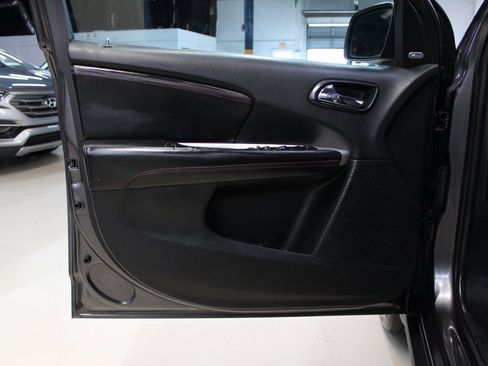 Used 2018 Dodge Journey GT image 20