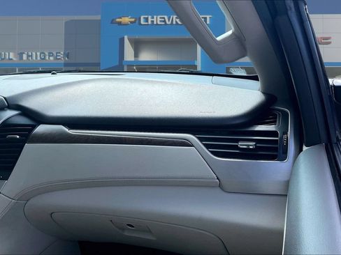Used 2019 GMC Yukon Denali w/ Denali Ultimate Package AWD/4WD image 27