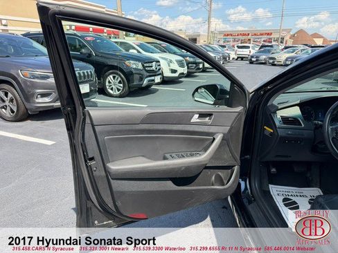 Used 2017 Hyundai Sonata Sport w/ Value Edition Package 02 FWD image 9