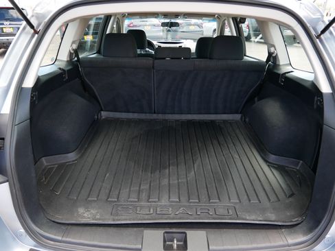 Used 2013 Subaru Outback 2.5i AWD/4WD image 18