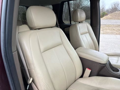 Used 2007 Buick Rainier CXL image 25