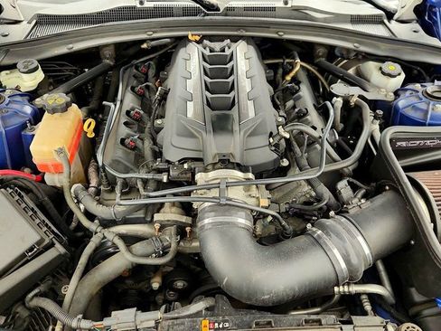 Used 2021 Chevrolet Camaro LT w/ RS Package image 27