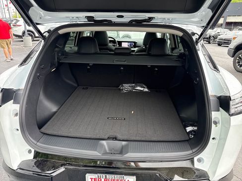 New 2026 Nissan Murano Platinum w/ Cargo Package AWD/4WD image 23
