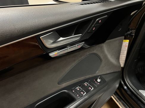 Used 2014 Audi A8 L TDI w/ Premium Package AWD/4WD image 26