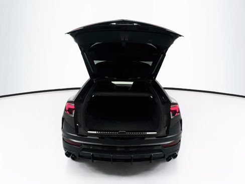 Used 2020 Lamborghini Urus AWD/4WD image 28
