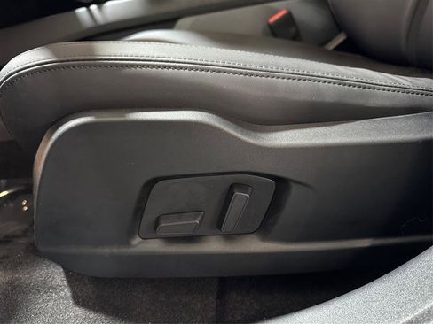 Used 2023 Fisker Ocean Extreme AWD/4WD image 18