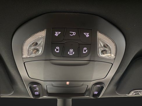 New 2026 Chrysler Pacifica Limited w/ S Appearance Package AWD/4WD image 27