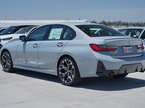 New 2026 BMW 330i Sedan w/ M Sport Package RWD image 7
