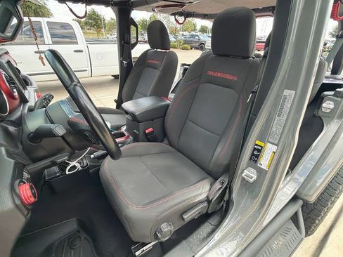 Used 2020 Jeep Wrangler Unlimited Rubicon AWD/4WD image 31
