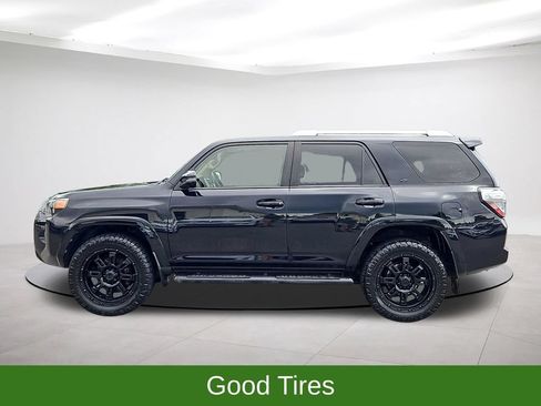 Used 2018 Toyota 4Runner SR5 Premium AWD/4WD image 4
