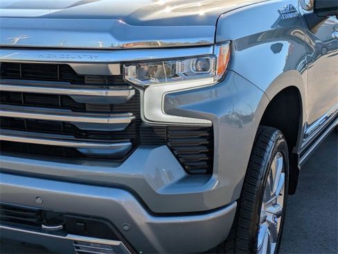 Used 2023 Chevrolet Silverado 1500 High Country w/ High Country Premium Package image 10