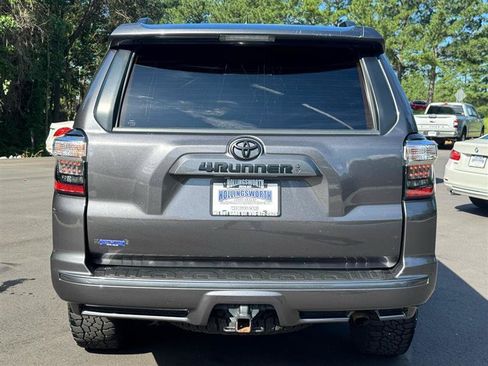 Used 2022 Toyota 4Runner TRD Sport w/ Technology Package AWD/4WD image 8