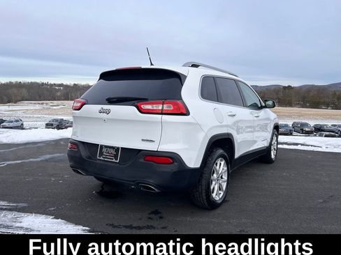 Used 2015 Jeep Cherokee Latitude image 8