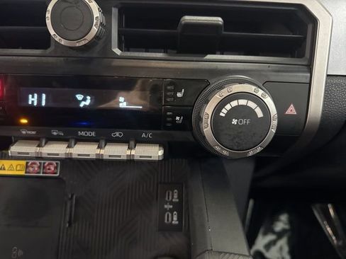 Used 2025 Toyota 4Runner TRD Off-Road Premium image 48