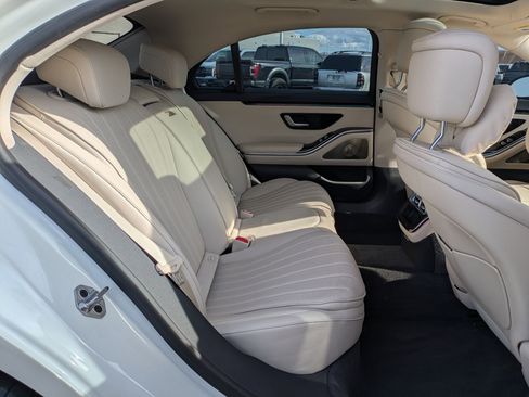 Used 2022 Mercedes-Benz S 500 4MATIC image 31
