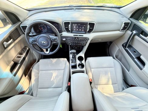 Used 2017 Kia Sportage LX w/ LX Popular Package image 22