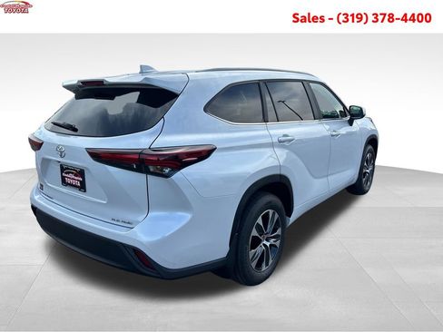 New 2026 Toyota Highlander XLE AWD/4WD image 5