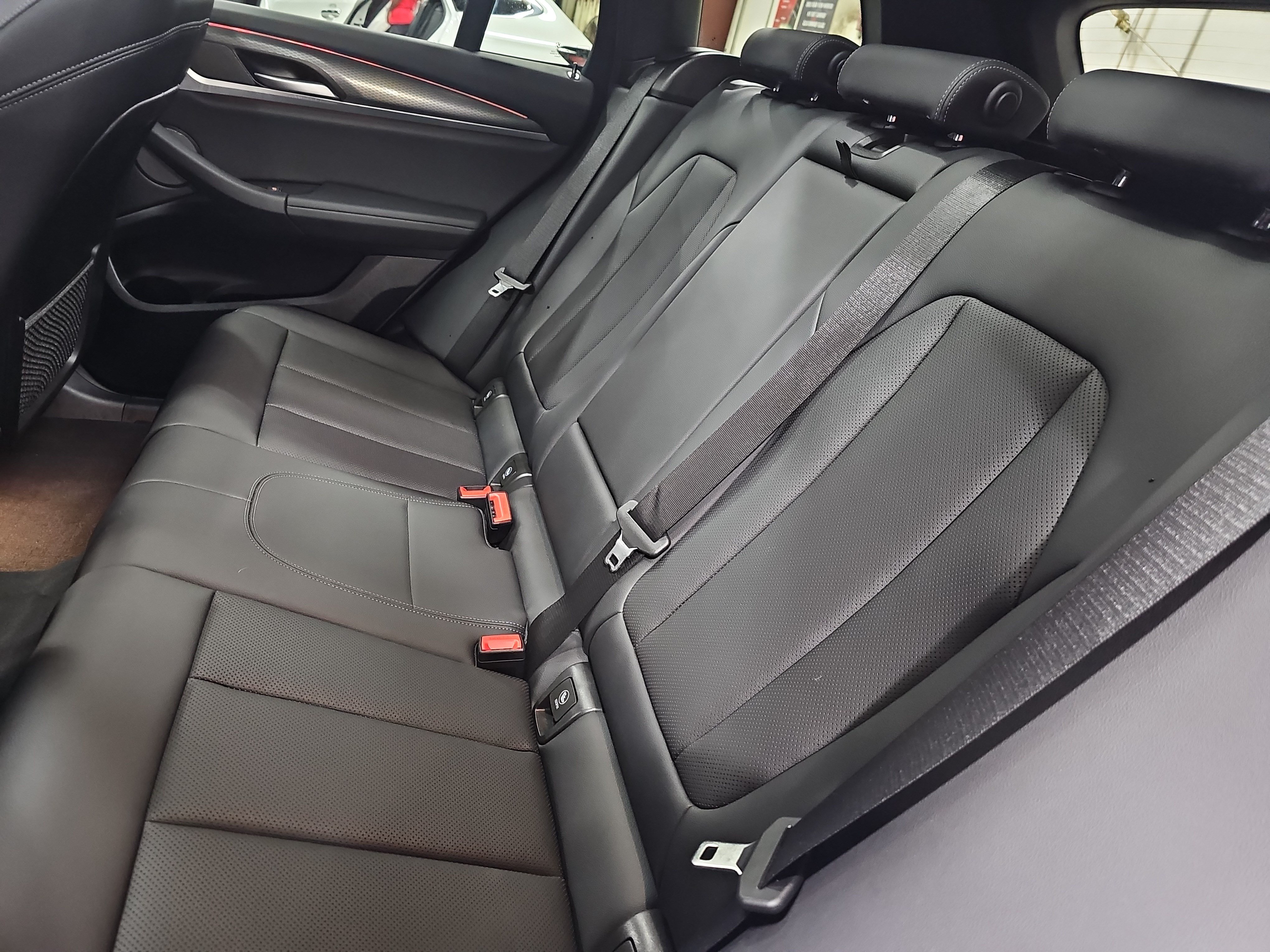 Certified 2024 BMW X3 xDrive30i w/ Premium Package AWD/4WD image 16