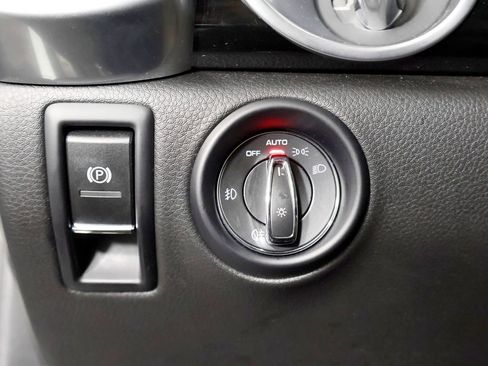 Used 2017 Porsche Cayenne Platinum Edition w/ Premium Package Plus (PJX) image 49