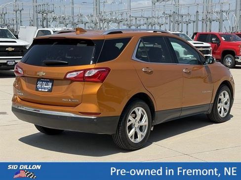 Certified 2018 Chevrolet Equinox Premier AWD/4WD image 4