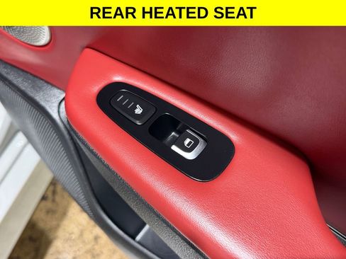 Used 2021 Kia Stinger GT2 AWD/4WD image 9
