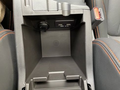 Used 2022 Subaru Crosstrek 2.5i Limited w/ Moonroof Package 2 image 11