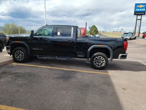 Used 2023 GMC Sierra 2500 SLE w/ SLE Value Package; image 8