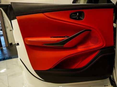 Used 2021 Aston Martin DBX Base image 33