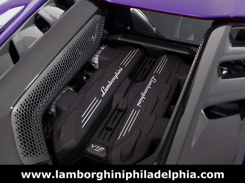 Used 2024 Lamborghini Revuelto AWD/4WD image 47