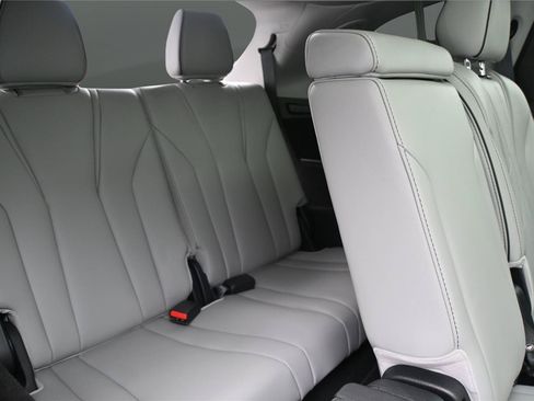 Used 2025 Acura MDX SH-AWD w/ Advance Package image 20