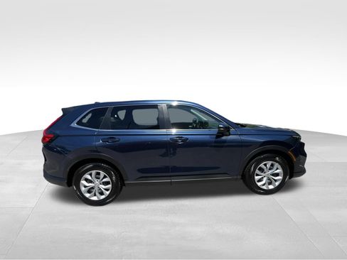 Used 2025 Honda CR-V LX image 4