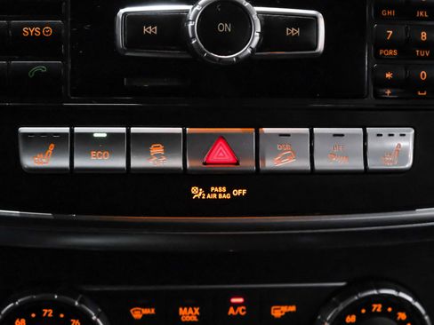 Used 2015 Mercedes-Benz ML 250 BlueTEC 4MATIC image 23