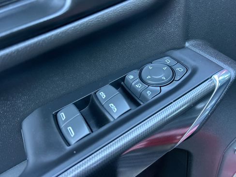 Used 2022 GMC Sierra 2500 AT4 w/ AT4 Preferred Package image 15