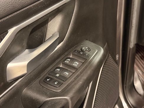 Used 2022 RAM 1500 Lone Star AWD/4WD image 15