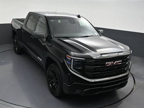 Used 2023 GMC Sierra 1500 Elevation AWD/4WD image 16
