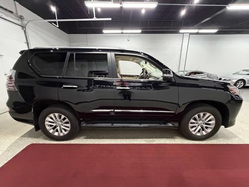 Used 2017 Lexus GX 460 Premium AWD/4WD image 9