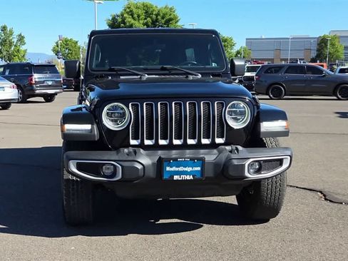Used 2022 Jeep Wrangler Unlimited Sahara w/ LED Lighting Group AWD/4WD image 3