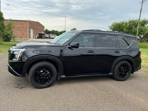 Used 2026 Nissan Armada PRO-4X AWD/4WD image 3