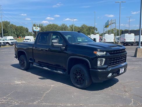 Used 2022 Chevrolet Silverado 3500 LTZ w/ LTZ Plus Package AWD/4WD image 7