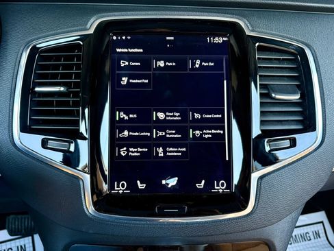 Used 2017 Volvo XC90 T6 Momentum w/ Vision Package AWD/4WD image 35