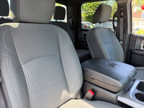 Used 2022 RAM 1500 Warlock AWD/4WD image 10