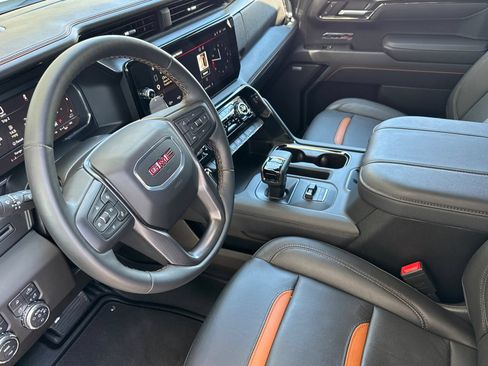 Used 2025 GMC Sierra 1500 AT4 AWD/4WD image 9