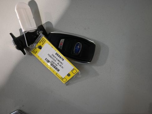 Used 2023 Subaru Forester Premium AWD/4WD image 9