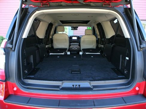 Used 2020 Ford Expedition Max Platinum AWD/4WD image 19
