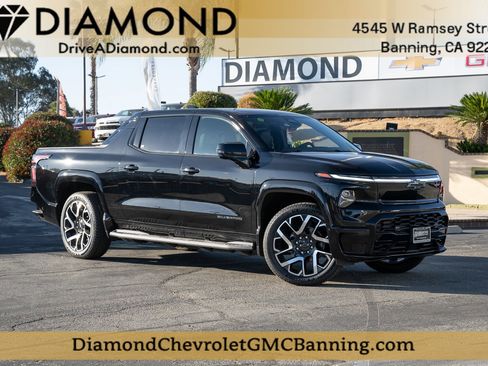 Used 2024 Chevrolet Silverado EV RST image 1
