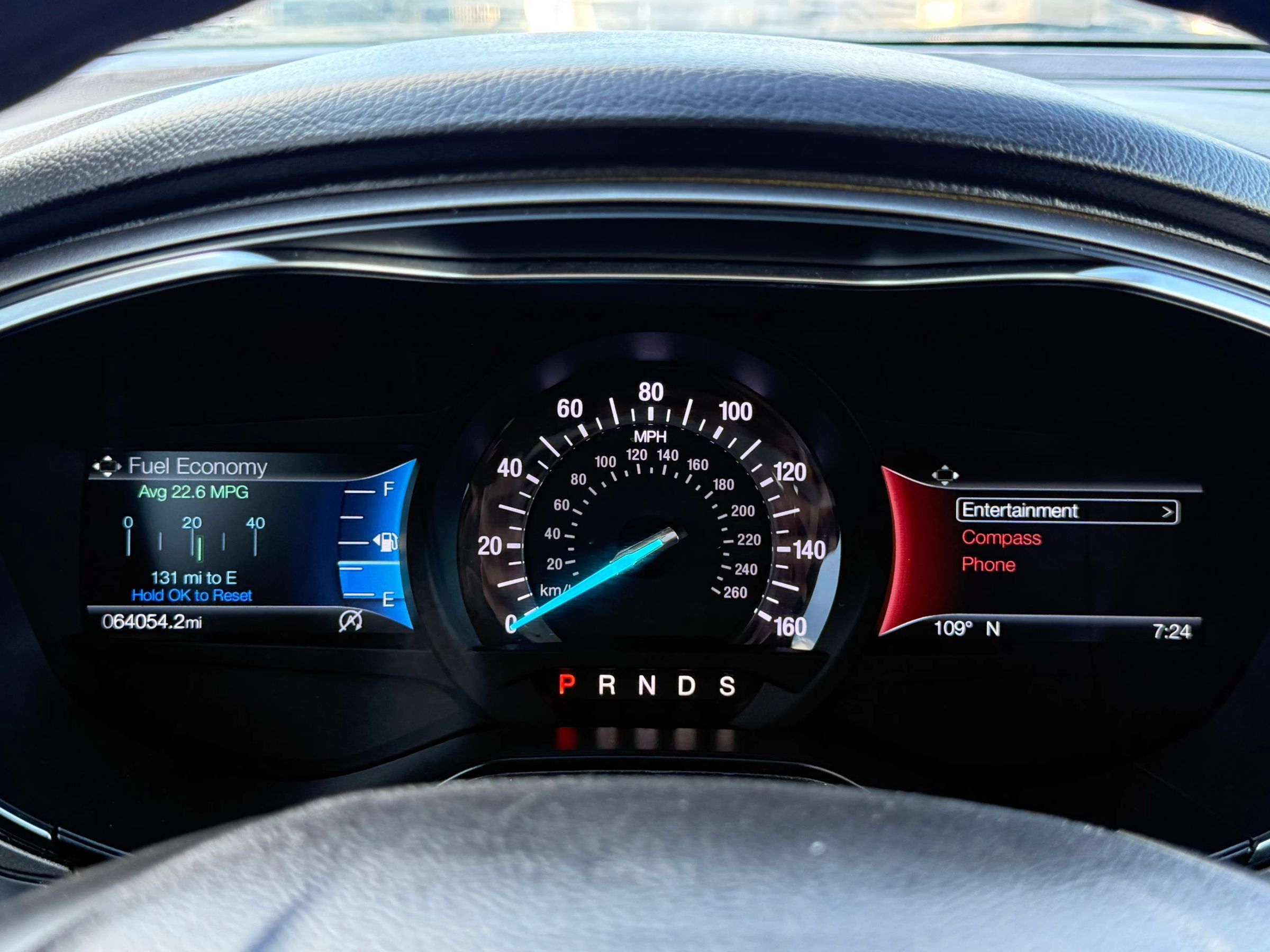 Used 2019 Ford Fusion SE FWD image 19