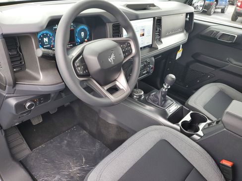 New 2025 Ford Bronco 4-Door image 18