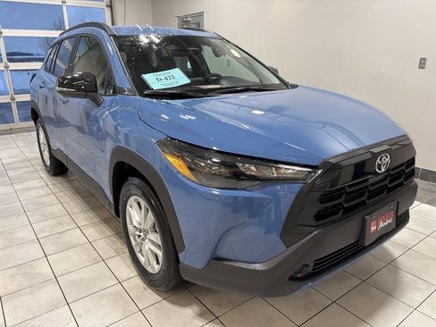 New 2026 Toyota Corolla Cross LE image 5